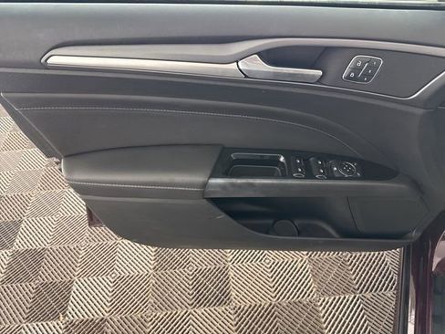 Used 2013 Ford Fusion Titanium image 20