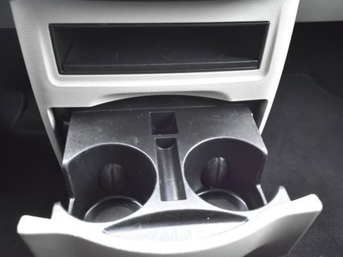 Used 2019 Dodge Grand Caravan SE image 26