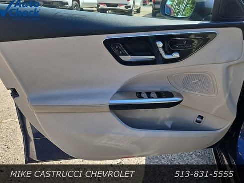 Used 2024 Mercedes-Benz C 300 4MATIC Sedan image 24