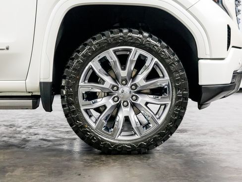 Used 2023 GMC Sierra 1500 Denali w/ Denali Reserve Package AWD/4WD image 27