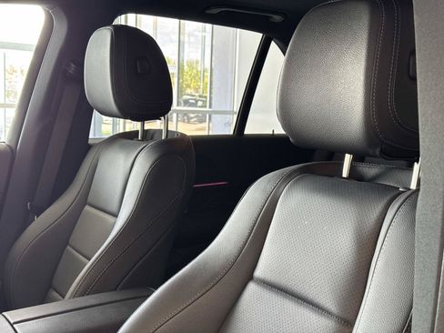 Certified 2025 Mercedes-Benz GLE 450e 4MATIC w/ Driver Assistance Package image 14