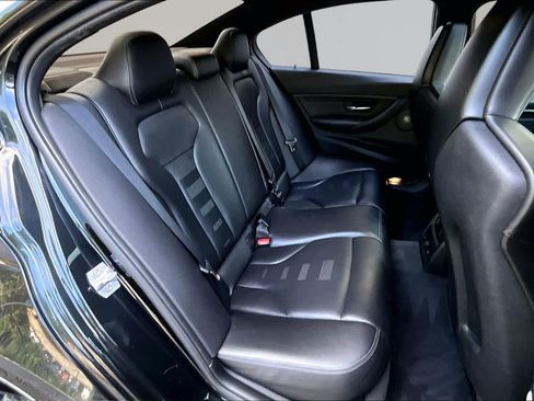 Used 2015 BMW M3 RWD image 20