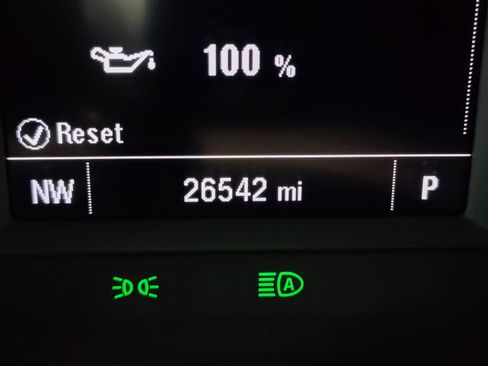 Used 2023 Chevrolet TrailBlazer LS image 2