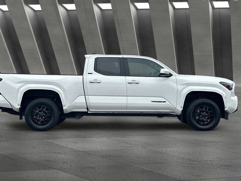 Used 2024 Toyota Tacoma TRD Sport image 3