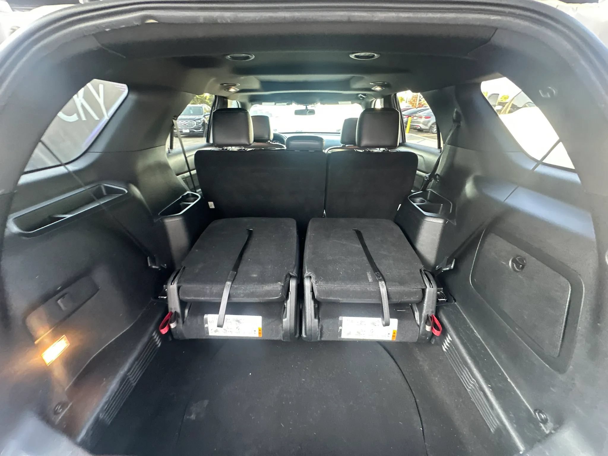 Used 2018 Ford Explorer XLT w/ Equipment Group 202A FWD image 41