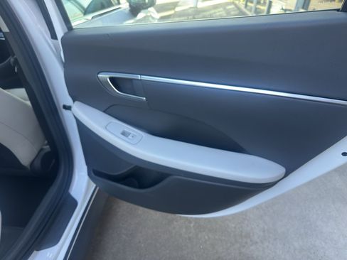 Used 2021 Hyundai Sonata SEL image 15