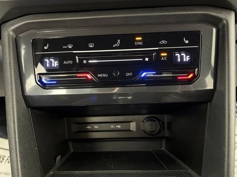 Used 2023 Volkswagen Tiguan SE R-Line FWD image 27