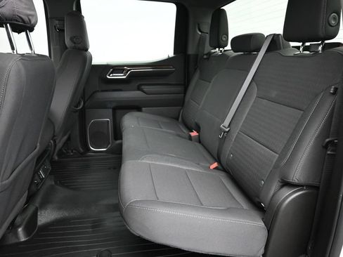 Used 2024 Chevrolet Silverado 1500 LT RWD image 13