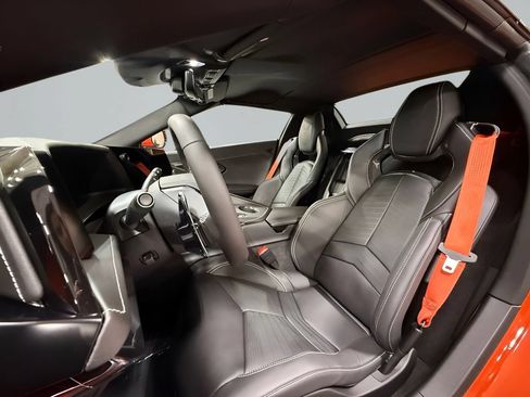 Used 2026 Chevrolet Corvette Z06 RWD image 10