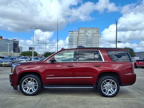 Used 2017 GMC Yukon SLT w/ Premium Edition RWD image 24