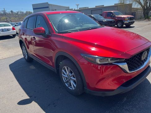 Used 2023 MAZDA CX-5 AWD 2.5 S w/ Preferred Package image 3