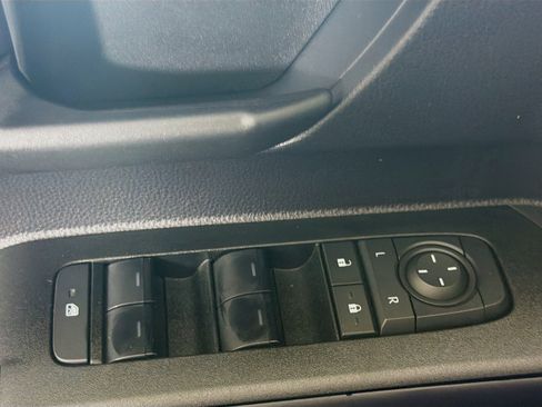 Used 2026 Toyota 4Runner SR5 AWD/4WD image 15