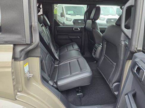 New 2026 Ford Bronco Outer Banks AWD/4WD image 12