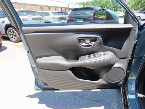 New 2026 Honda HR-V EX-L image 15