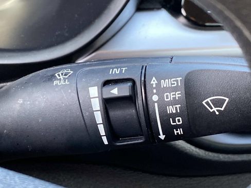 Used 2023 Kia Forte LXS FWD image 18