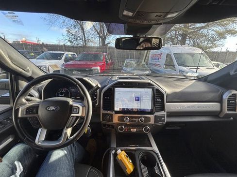 Used 2022 Ford F350 Lariat w/ Lariat Value Package image 19