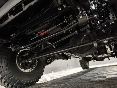 Used 2025 Ford F250 Platinum w/ Platinum Plus Package image 11