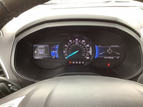 Used 2022 Ford Edge Titanium w/ Equipment Group 301A AWD/4WD image 14