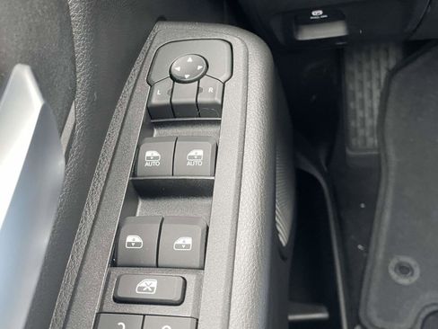 New 2026 RAM 1500 Express image 7