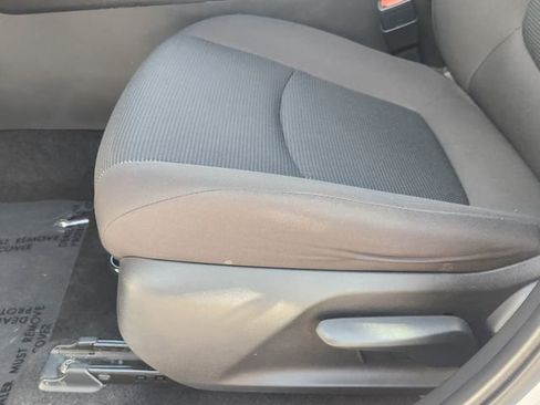 Used 2024 Toyota RAV4 LE AWD/4WD image 18