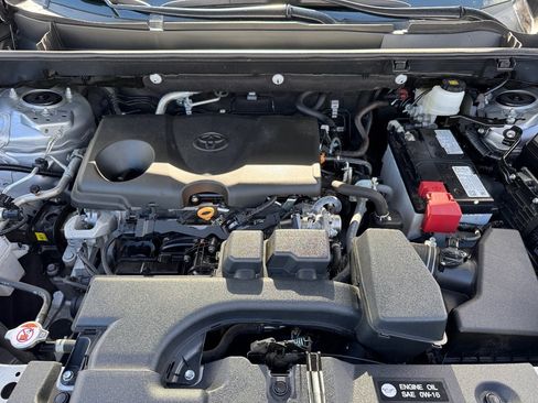 Used 2024 Toyota RAV4 LE image 8