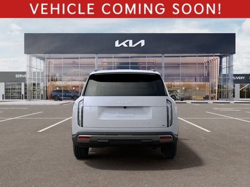 New 2027 Kia Telluride S image 5