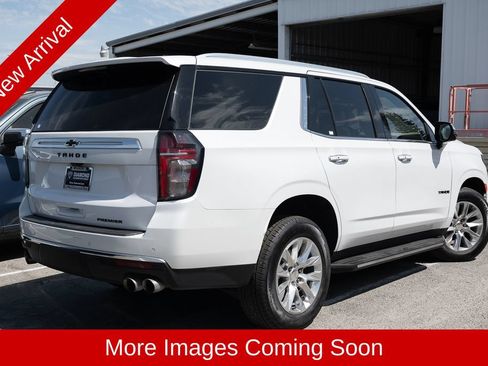 Used 2023 Chevrolet Tahoe Premier w/ Premium Package AWD/4WD image 4