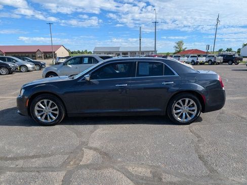 Used 2016 Chrysler 300 C AWD/4WD image 5