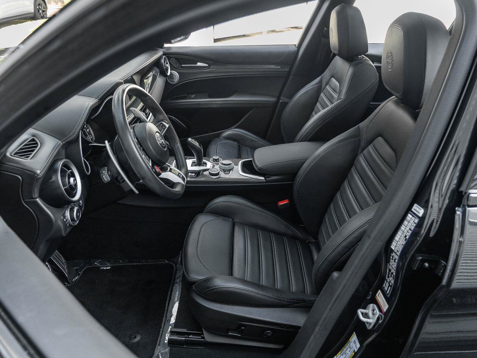 Used 2022 Alfa Romeo Stelvio Quadrifoglio w/ Active Assist Plus Package AWD/4WD image 26