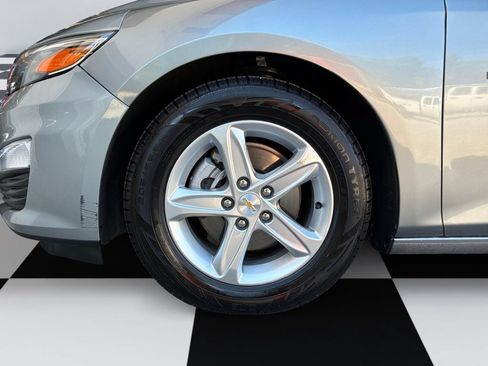 Used 2024 Chevrolet Malibu LT FWD image 14