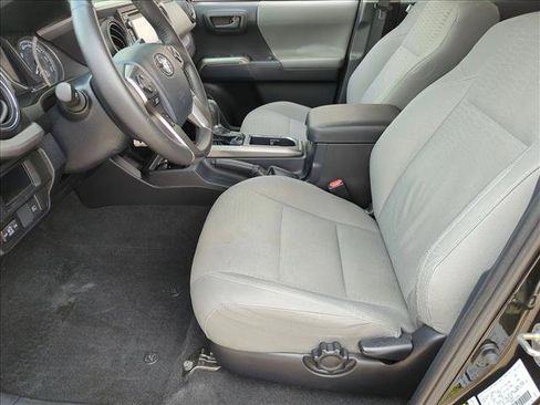 Used 2019 Toyota Tacoma SR5 RWD image 15