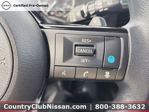 Certified 2023 Nissan Rogue SV AWD/4WD image 18