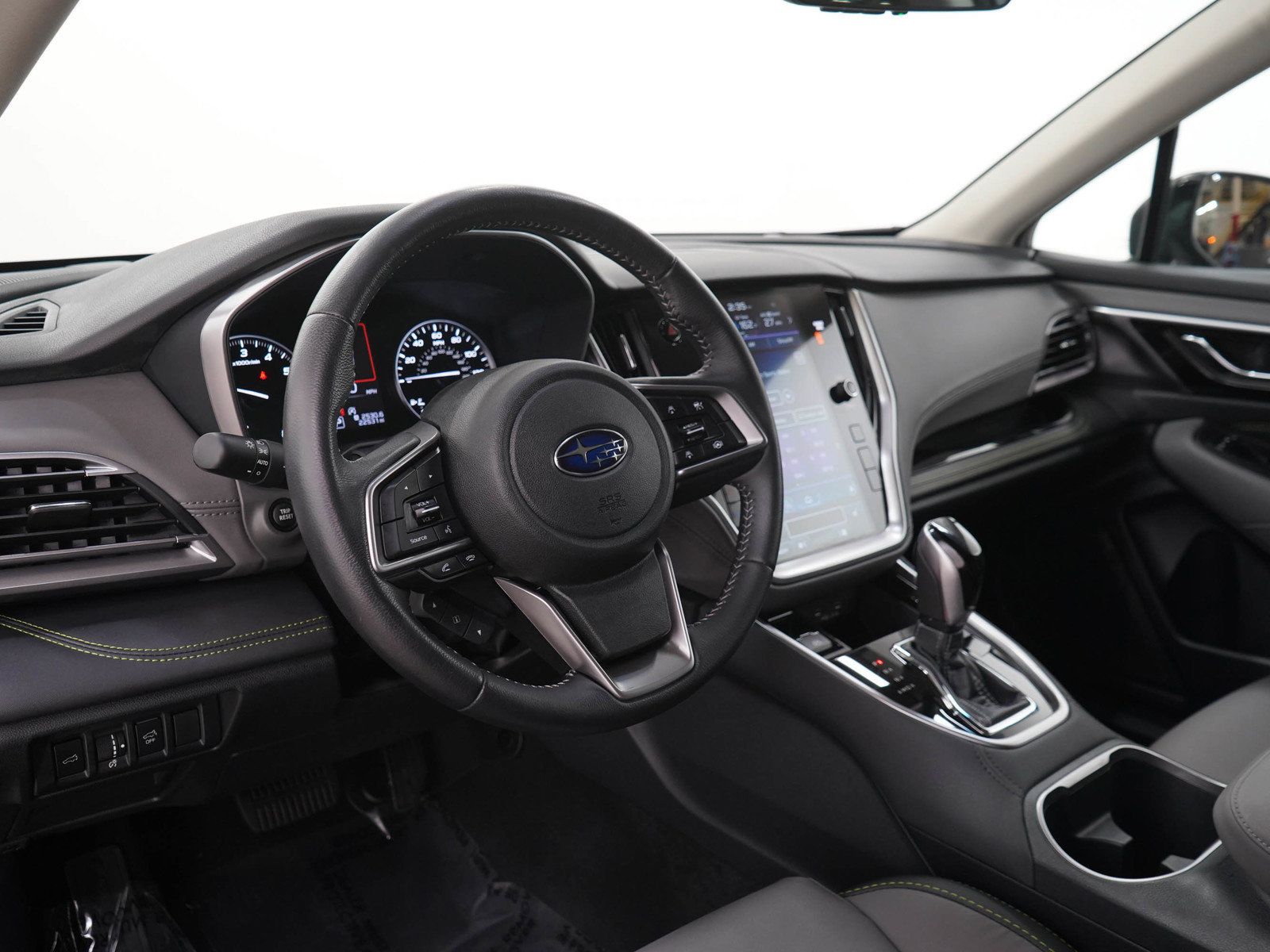 Used 2022 Subaru Outback Onyx Edition XT AWD/4WD image 25