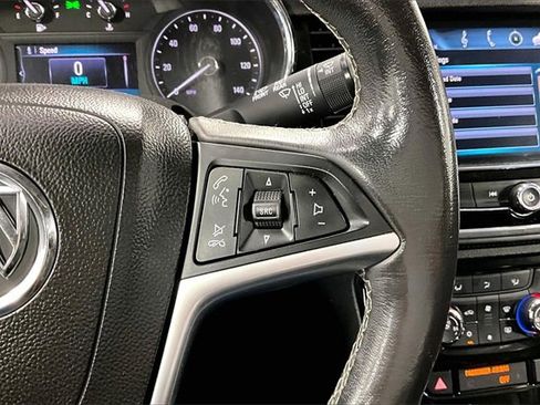 Used 2020 Buick Encore Essence image 12