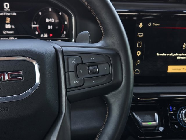 Used 2025 GMC Sierra 1500 AT4 w/ Technology Package AWD/4WD image 23