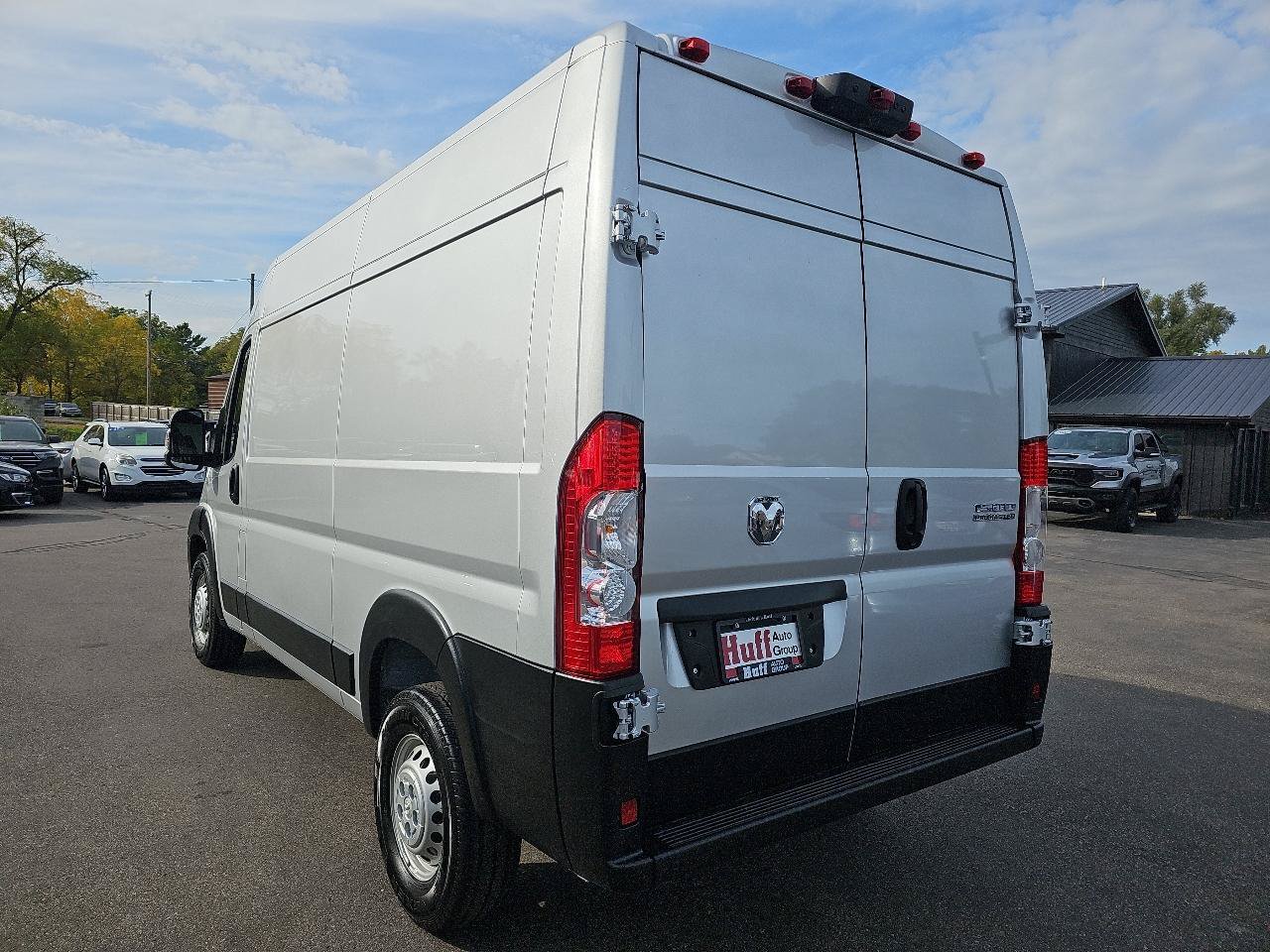 Used 2026 RAM ProMaster 1500 w/ Safety Group FWD image 5