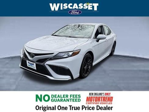 Used 2023 Toyota Camry XSE image 14