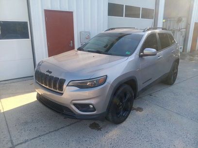 Used 2019 Jeep Cherokee Latitude Plus
