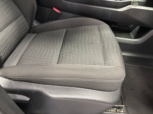 Used 2025 Chevrolet Equinox LT FWD image 13