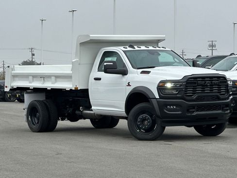 New 2026 RAM 5500 Tradesman image 2
