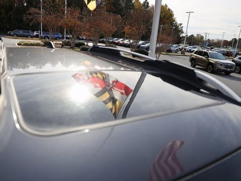 Certified 2022 Subaru Outback Touring XT image 9