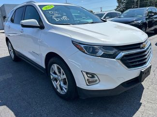 Used 2018 Chevrolet Equinox LT image 1