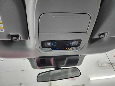 Used 2024 Ford F350 XL w/ FX4 Off-Road Package image 11