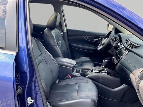 Used 2018 Nissan Rogue SL w/ Premium Package AWD/4WD image 31