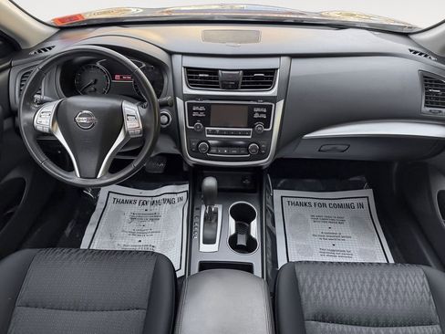 Used 2017 Nissan Altima 2.5 SV image 16