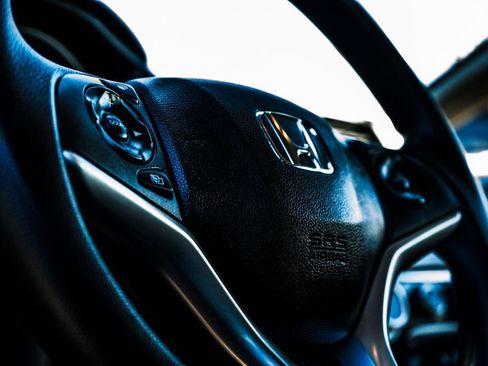 Used 2016 Honda Fit EX image 19