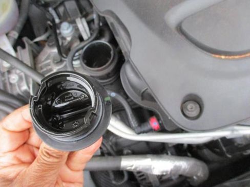 Used 2024 Chrysler Pacifica Touring-L image 10