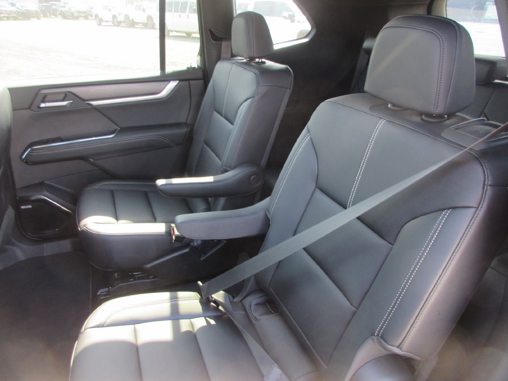 New 2026 GMC Acadia Elevation w/ Elevation Premium Package FWD image 13