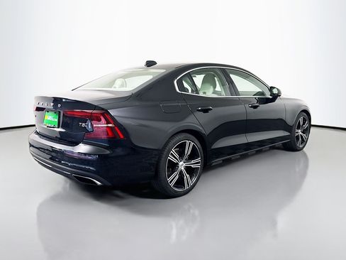 Used 2021 Volvo S60 T5 Inscription AWD/4WD image 10