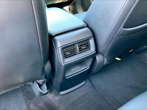 Used 2024 Honda CR-V EX-L image 12